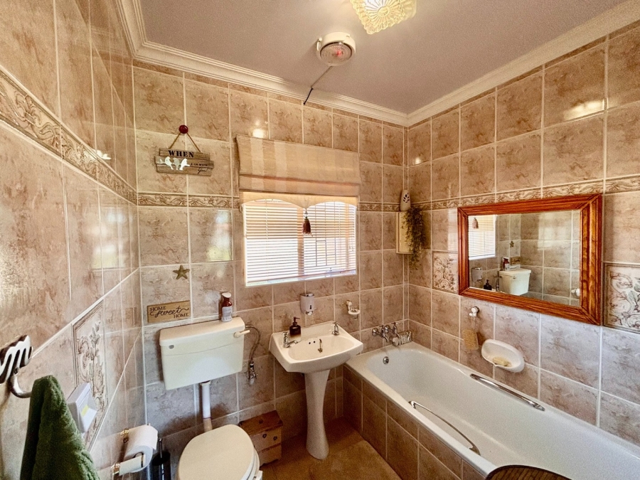 3 Bedroom Property for Sale in Meiringspark North West